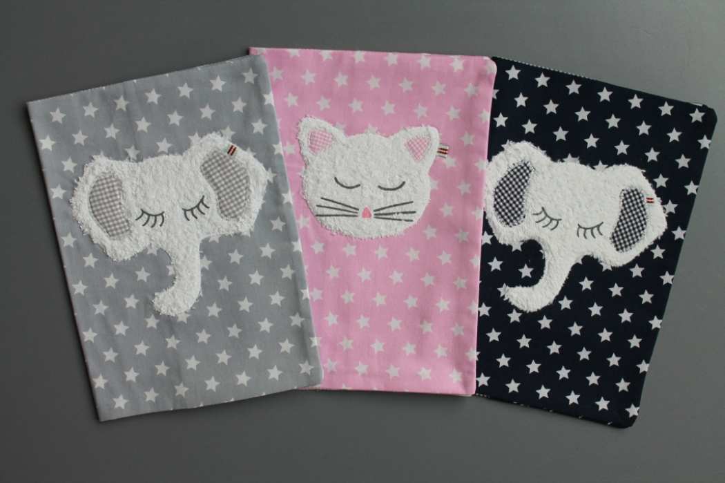 U-Hefthülle mit Katze oder Elefant - mit Namen personalisiert
